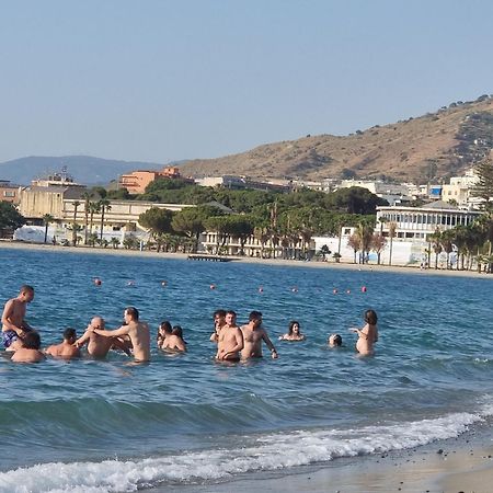 Loft Magna Grecia Reggio Calabria Centro Storico A 3 Minuti A Piedi Dal Mare公寓 外观 照片