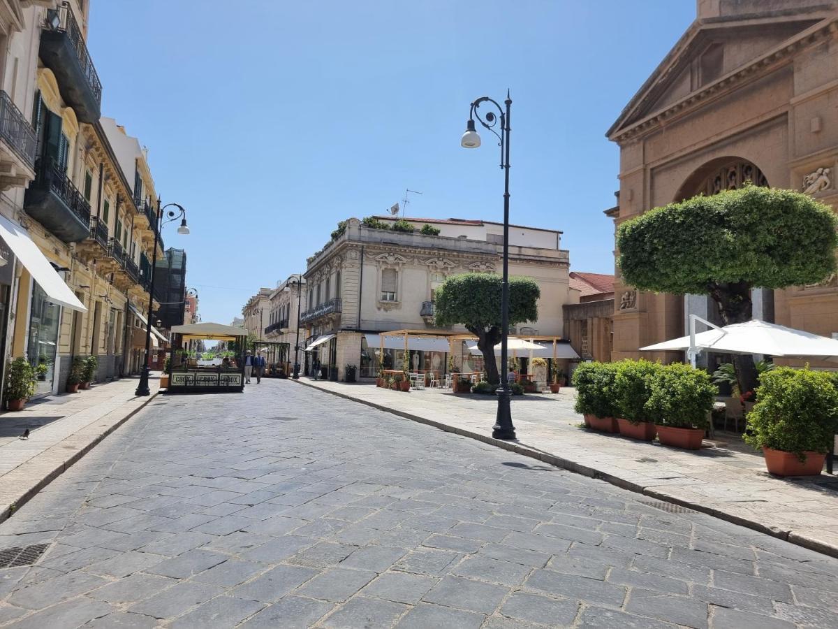 Loft Magna Grecia Reggio Calabria Centro Storico A 3 Minuti A Piedi Dal Mare公寓 外观 照片