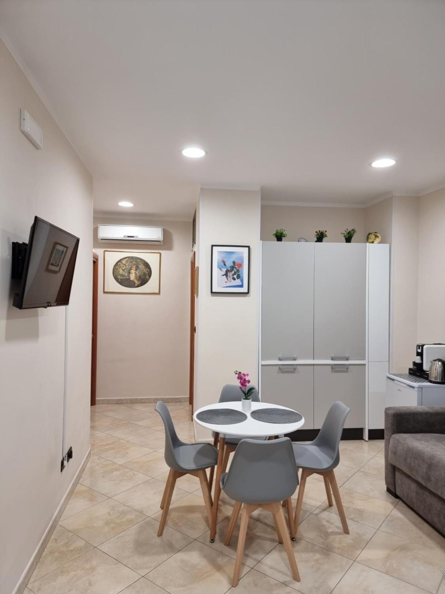 Loft Magna Grecia Reggio Calabria Centro Storico A 3 Minuti A Piedi Dal Mare公寓 外观 照片